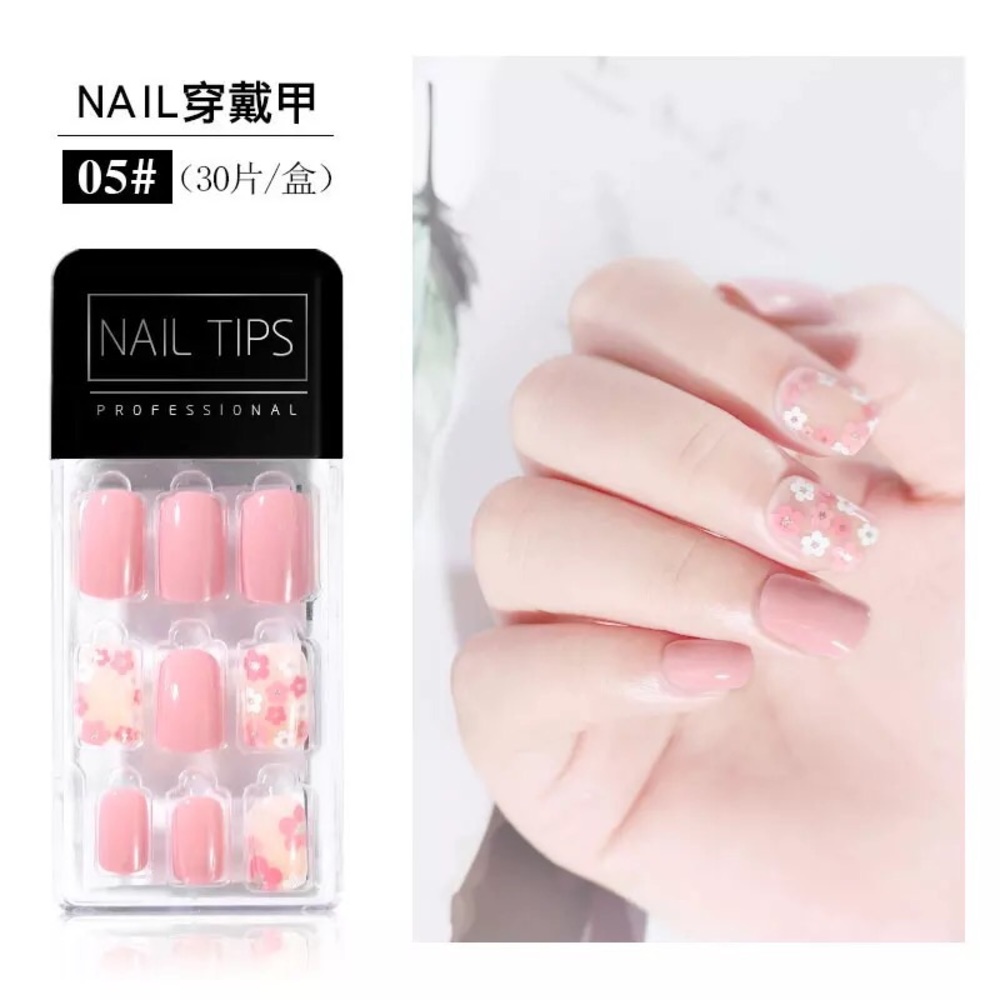 30 Piece Press on Nails- Floral